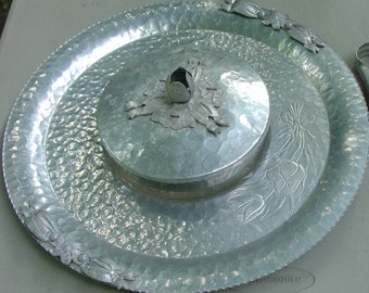 Rodney Kent hammered Aluminum Tidbit tray w dish 455