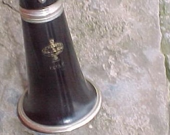 Clarinete Thibouville Masson em Si bemol, francês, em ébano, restaurado.