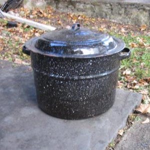 Vintage 60er Jahre Emailletopf und Emailletopf