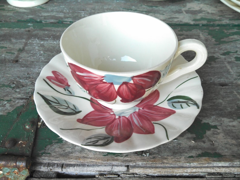 24 piece set hand painted 50/'s china