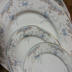 Imperial china Seville pattern 5303 by W Dalton image 1