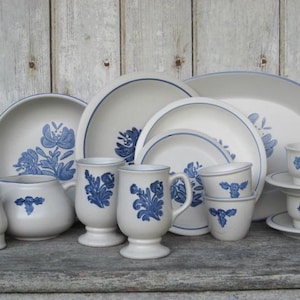 Pfaltzgraff Yorktowne-patroon Borden, borden, schalen, kopjes, schotels, mokken