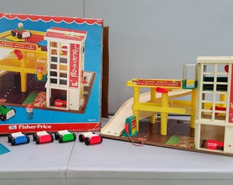 fisher price garage 1980