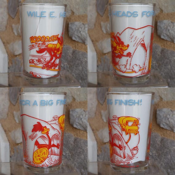 Looney Tunes Warner Bros Character Glasses Drink Tumblers Welch's