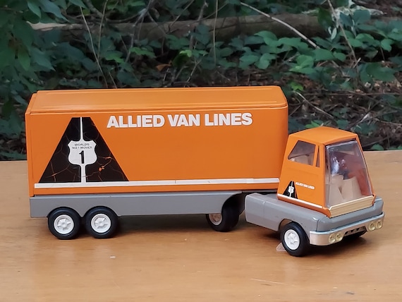 JOUET ANCIEN CAMION en tole transport de voiture EUR 28,00 - FR
