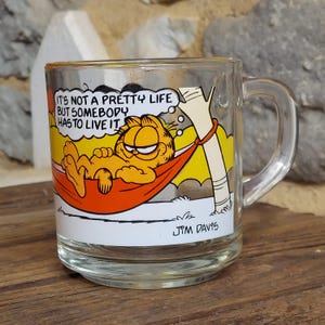 McDonalds Garfield drink mug glasses 1980s Jim Davis Pretty life