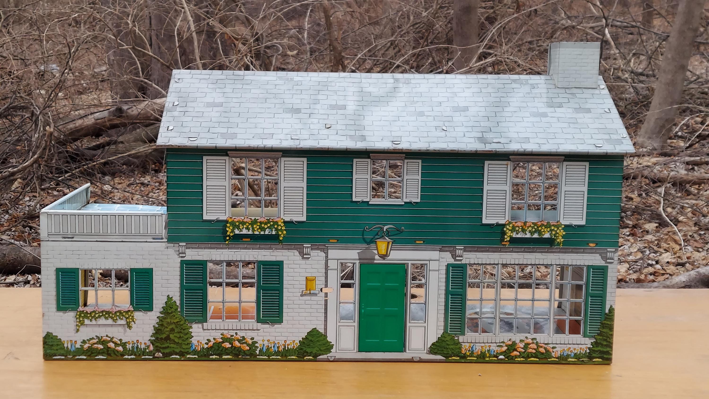 Marxie GREEN Mansion Tin Litho Dollhouse by Louis Marx 1950s Marx