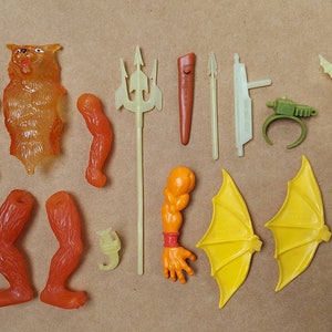 Blackstar by Galoob Filmation weapons parts accessories for action figures 1983