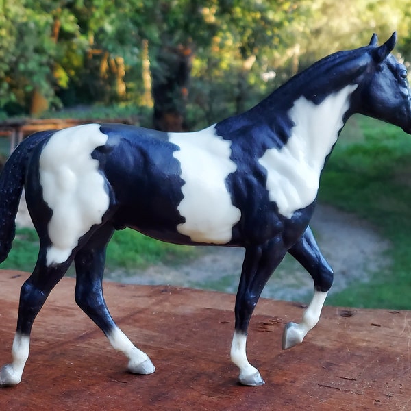 Breyer horse 229 Tobiano Pinto Stock Horse Stallion paint horse 1980s