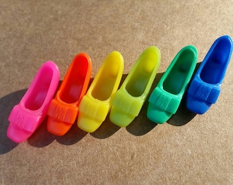 Barbie Stacey Japan squishy Schleife Schuhe Heels original Accessoires Mattel 1960er Jahre