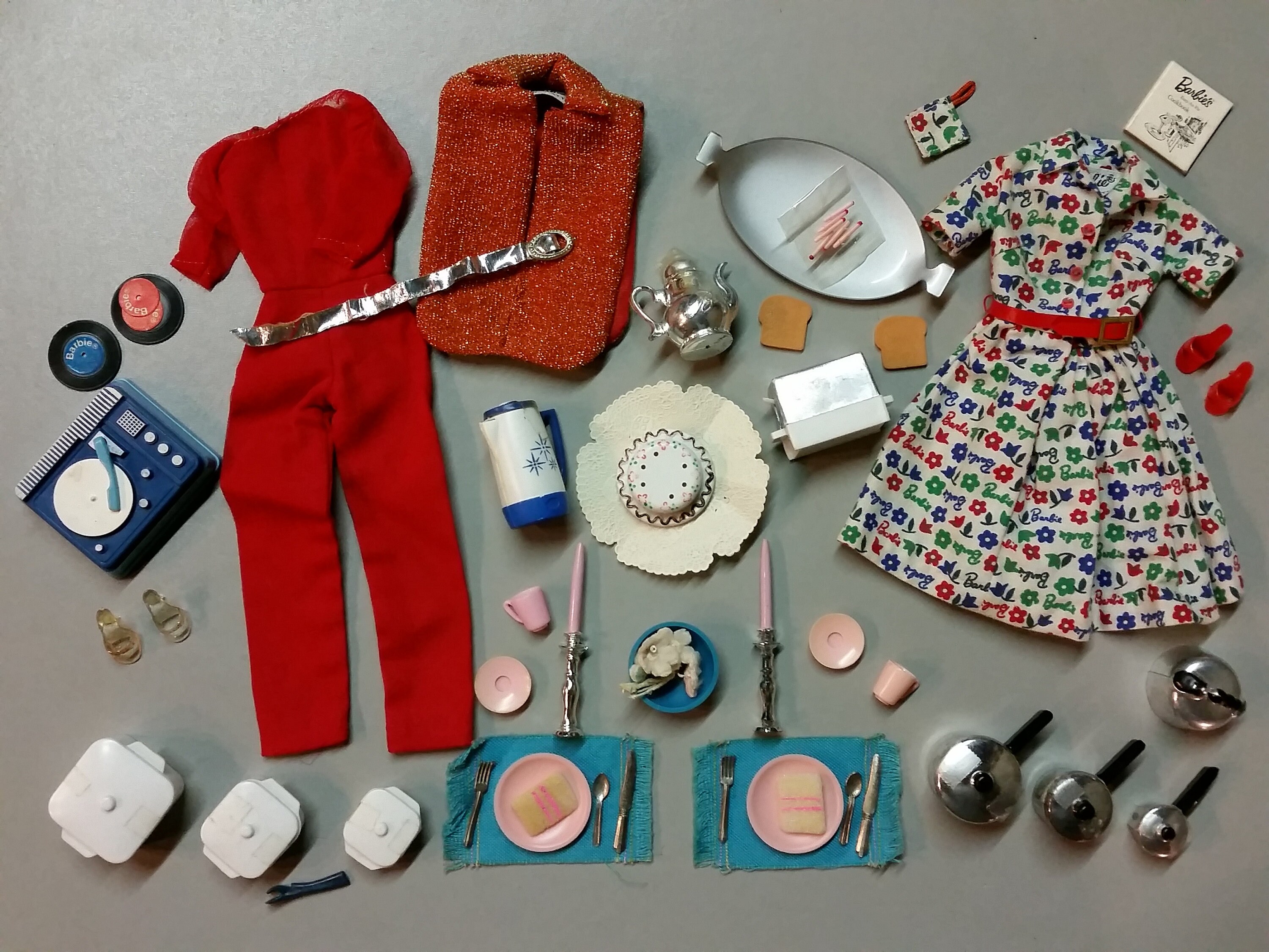 Barbie hostess set hotsell