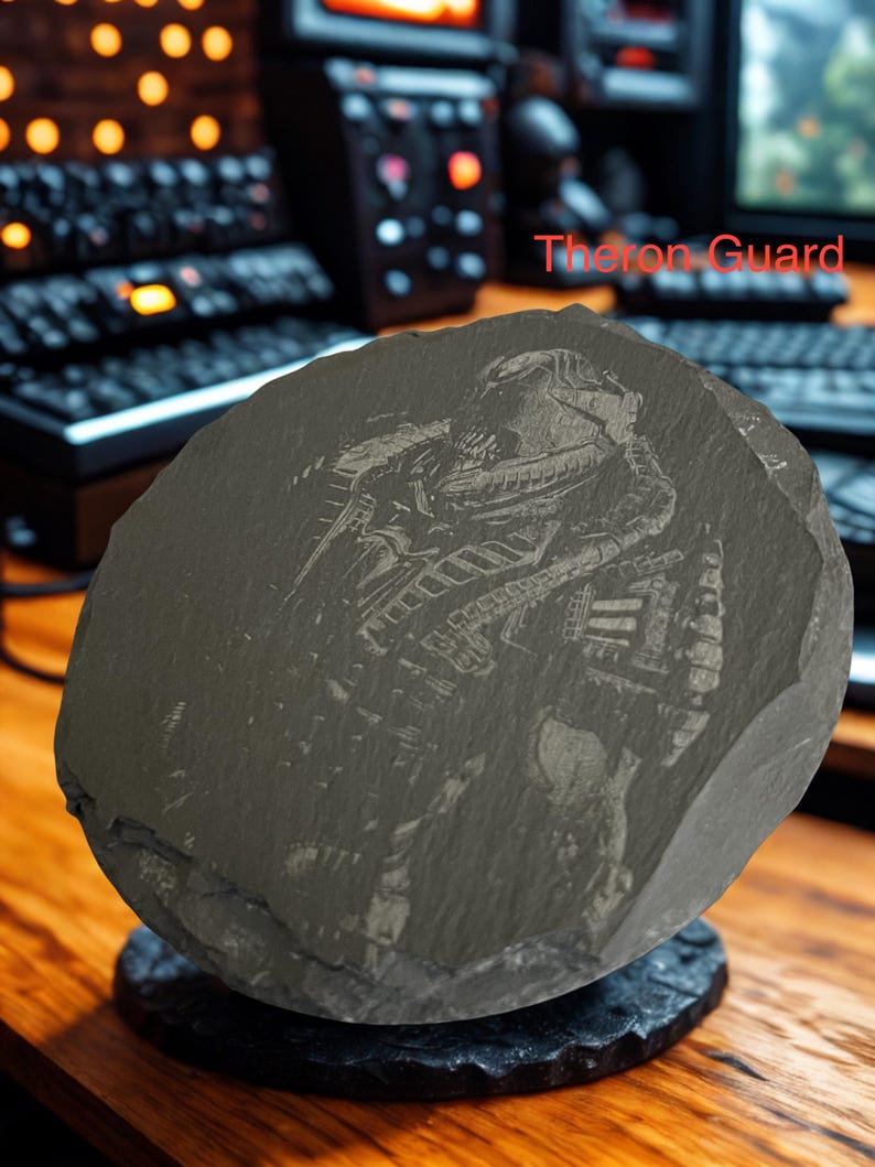 Gears of War Locust | Laser Engraved Slate Coasters | Gaming Room Decor Set bild 4