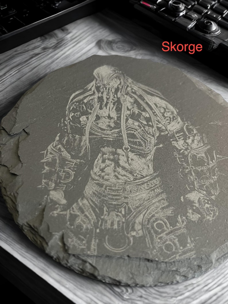 Gears of War Locust | Laser Engraved Slate Coasters | Gaming Room Decor Set bild 5