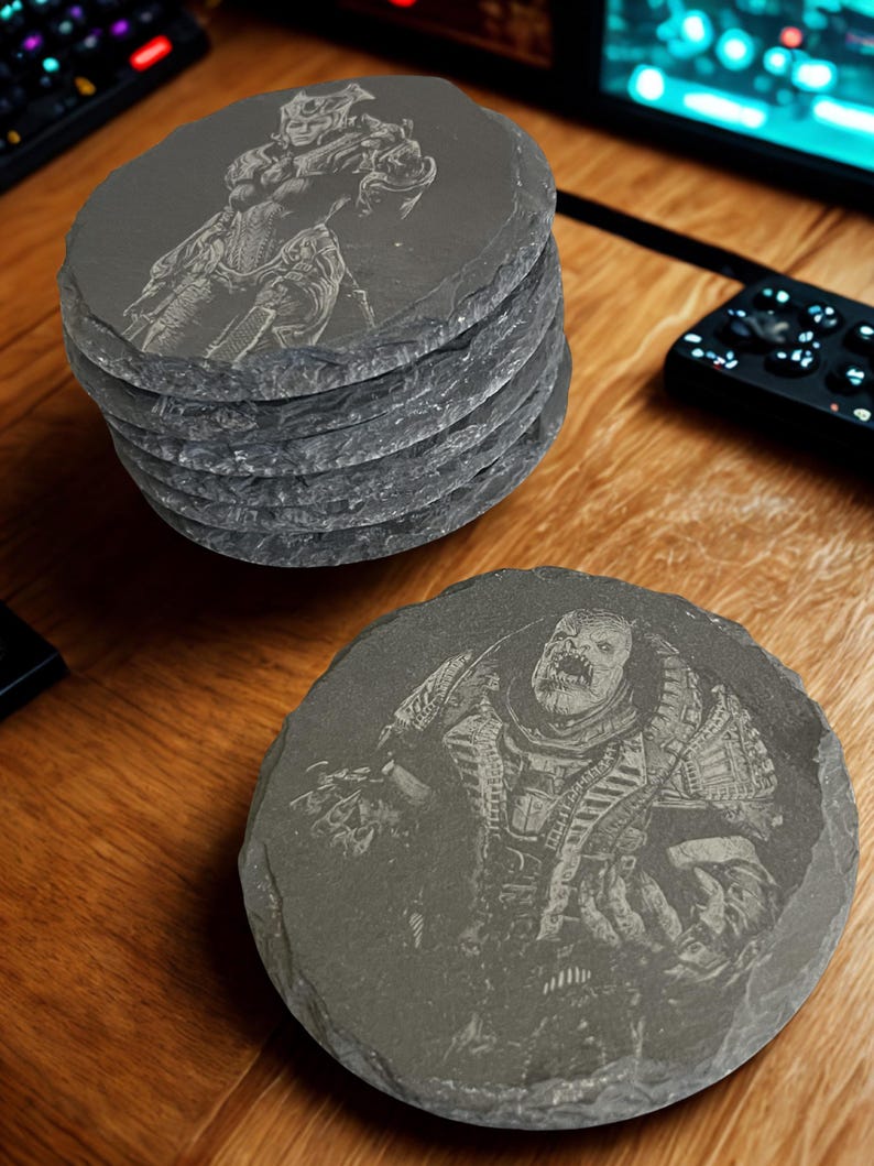 Gears of War Locust | Laser Engraved Slate Coasters | Gaming Room Decor Set bild 2