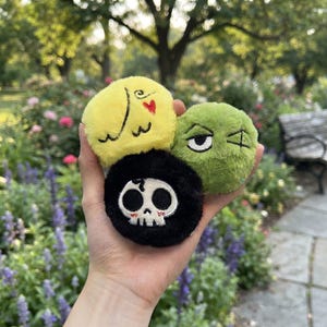 King of Pirates Plush Keychain | Mosshead, Skull, Voice Ball Charm