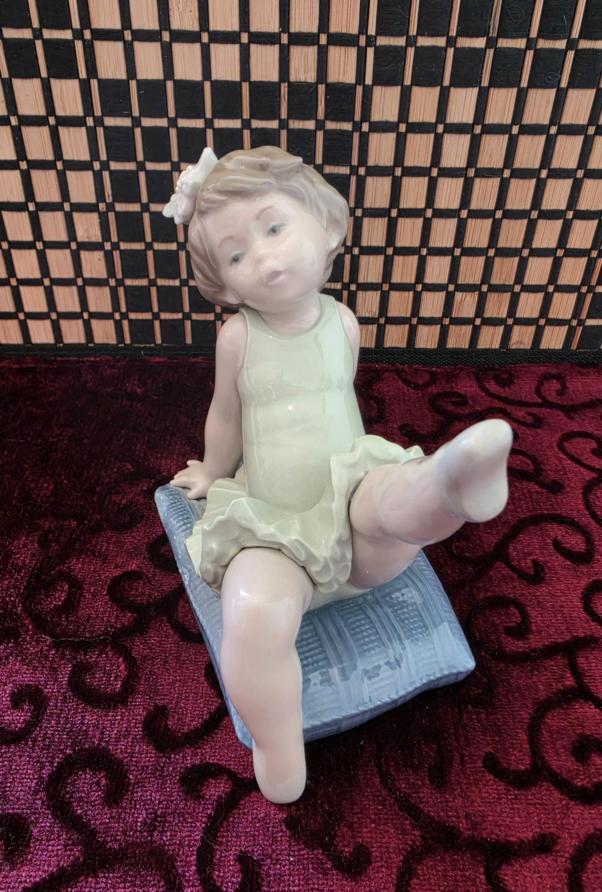 Lladro Little Ballet Girl - Etsy