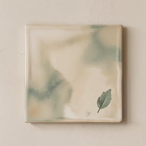 Azulejo cerâmico botânico verde-oliva suave — Mistura patchwork | Azulejo cerâmico neutro para parede, backsplash minimalista botânico para cozinha