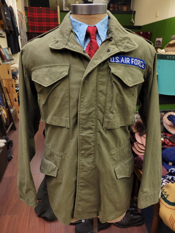 1972-dated M65 combat jacket, size small long - image 2