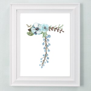 T - impression d'art lettre florale - décoration de chambre de bébé personnalisée - initiale illustrée botanique décorative - art mural pour chambre de bébé ou d'enfant