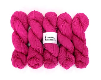 Stick of Rock Pink Kent Romney DK Weight Yarn 100g Skein