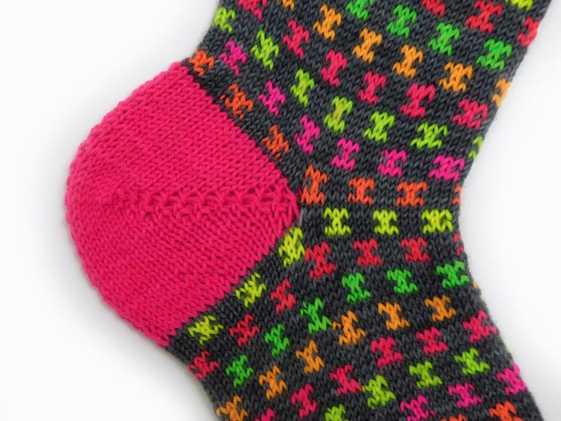 Vis Com Patterns Hi Vis Sock Knitting Pattern PDF Instant Download - Etsy Canada