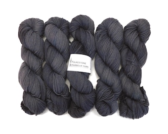 Anthracite Grey Kent Romney DK Weight Yarn 100g Skein