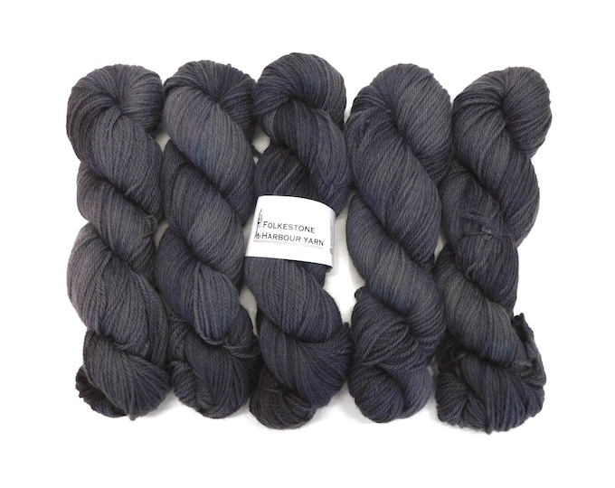 Anthracite Grey Kent Romney DK Weight Yarn 100g Skein