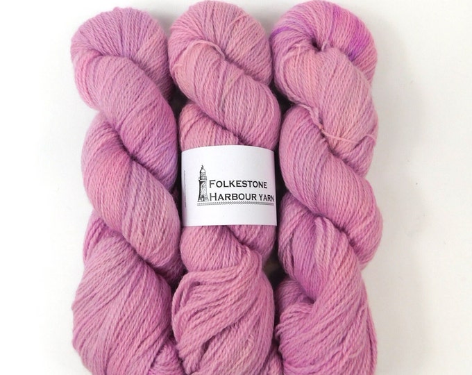 Lilac purple               Semi-Solid Romney Sock weight Wool Yarn 100g