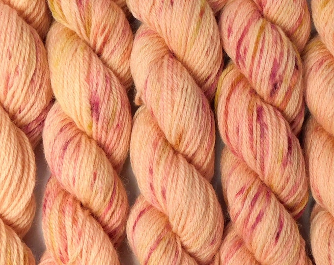 Strawberry Cheesecake  Speckled Pink Brown  DK Romney Wool Yarn 50g               Naturally Dyed