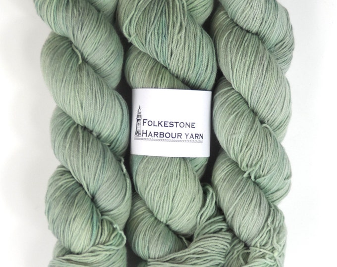 Mountain Green Merino Blend Sock Wool Yarn 18