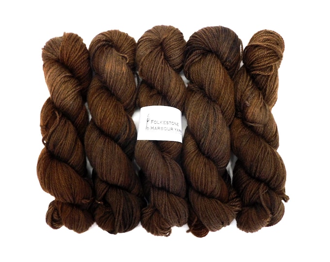 Chocolate Brown Kent Romney DK Weight Yarn 100g Skein