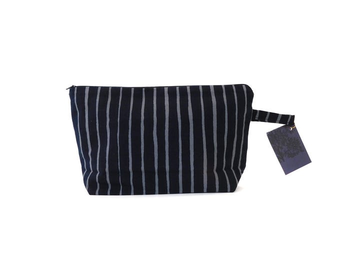 Marimekko Piccolo Vintage Fabric Zip Pouch in Black Grey            size Large 10"