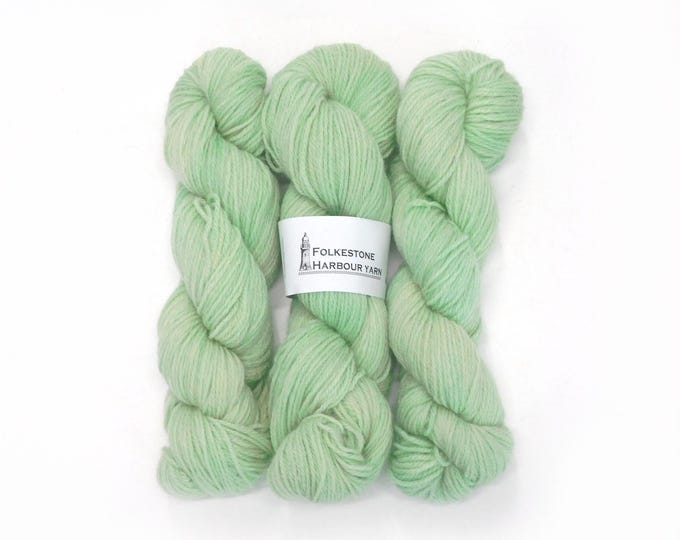 Faversham Green Kent Romney DK Weight Yarn 100g Skein