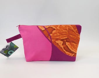 Marimekko Latvassa Korkealla Fabric Zip Pouch  2 options    Pink Plum Chestnut Orange