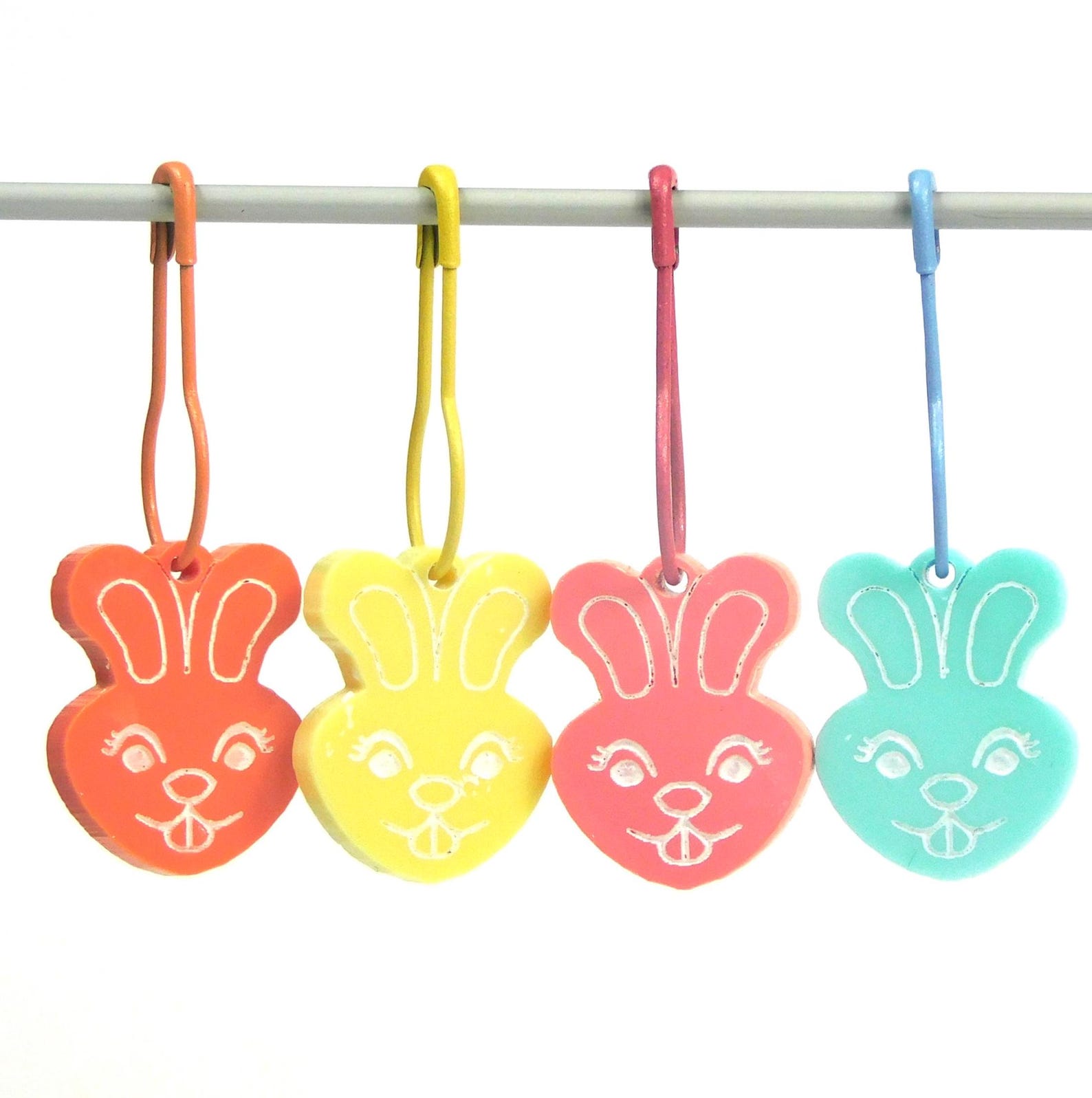 Bunny Rabbit Stitch Markers Set of 4 Multicolour Mint Yellow Coral Pink ...