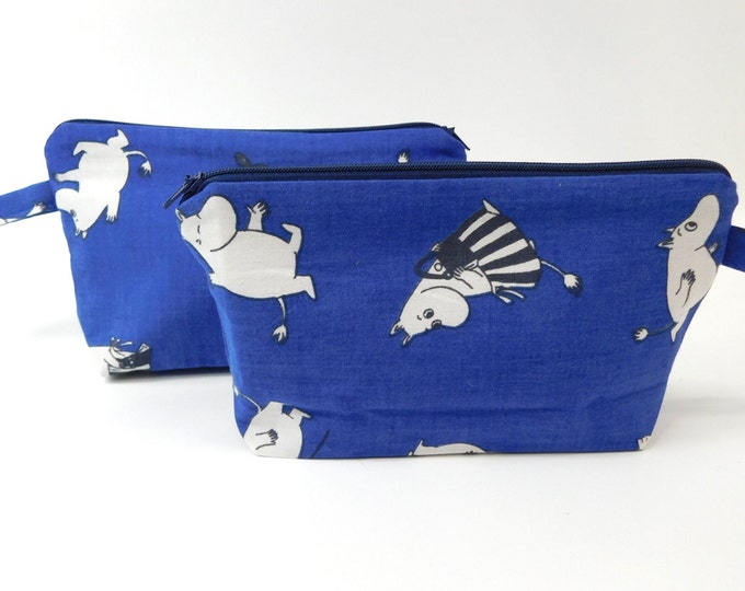 Moomin Blue Fabric Zip Pouch       size Small 7.5"