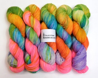 Alpaca My Bags      Rainbow Variegated Sock weight Wool Yarn 100g