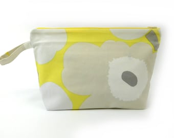 Marimekko Unikko Fabric Zip Pouch in Yellow & Grey            size Large 10.5"