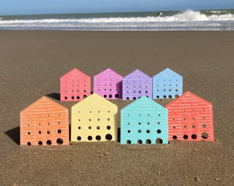 Beach Hut Knitting Needle Gauge       Metric     Choice of Pastel colours