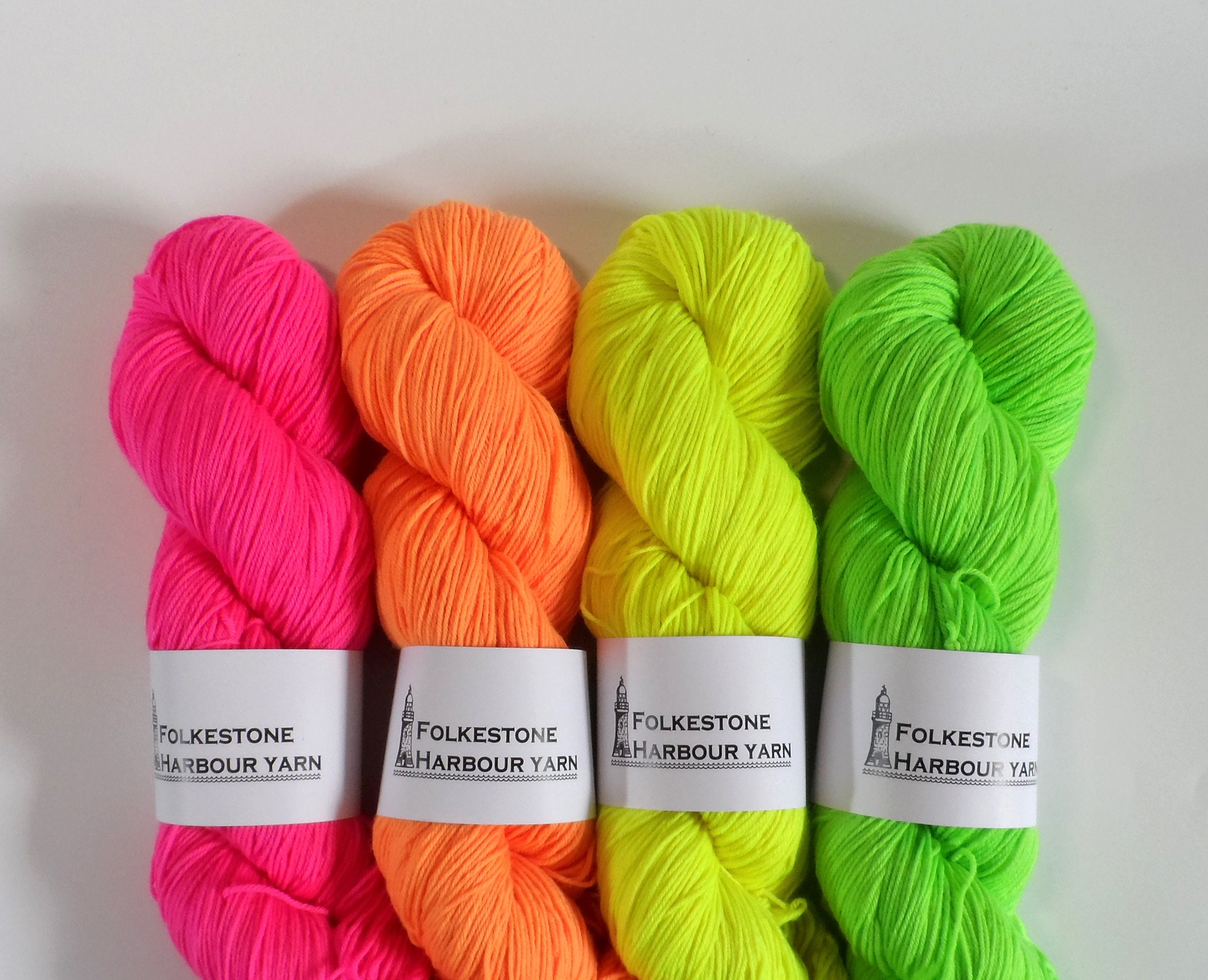 Tangy Tangerine - Superwash Merino & Nylon - Hand Dyed Neon Orange Yar –  Rainbow Fusions