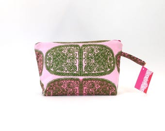 Marimekko Tantsu Zip Pouch in Pink & Green size large 10"