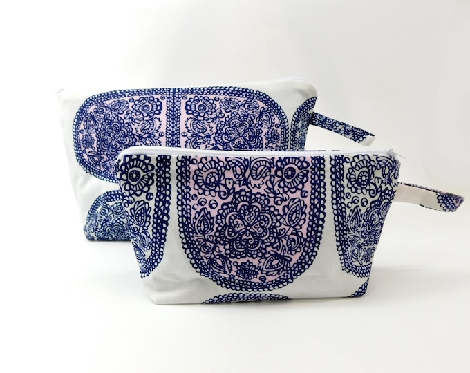 Marimekko Tantsu Fabric Zip Pouch  2 sizes    White Navy Lilac