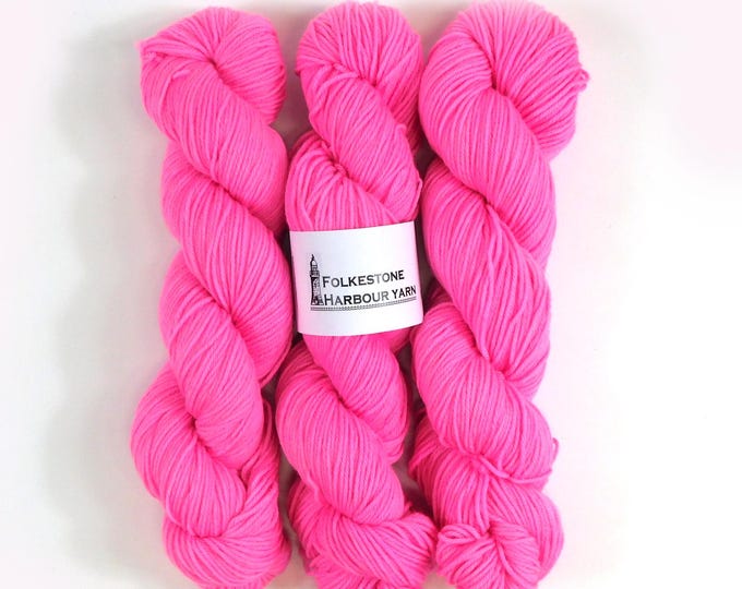 Bubblegum Pink Merino Blend DK 100g