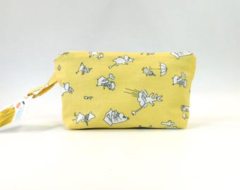 Moomin Vintage Yellow Fabric Zip Pouch       size small 8"