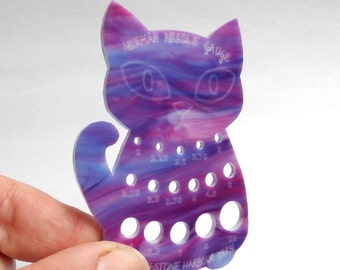 Herman Cat Knitting Needle Gauge Metric  Purple & Blue Swirled Marbled