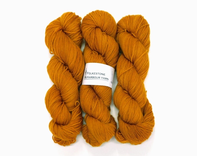 Orpiment Yellow Kent Romney DK Weight Yarn 100g Skein