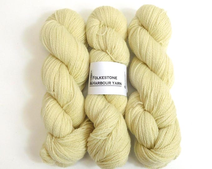 Old Romney Cream Romney Sock weight Wool Yarn 100g