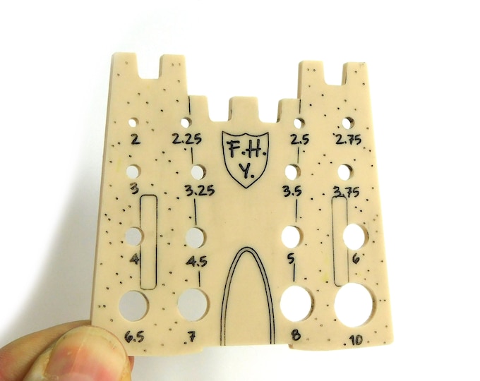 SALE Sandcastle Knitting Needle Gauge Metric    Seaside Sand Beach