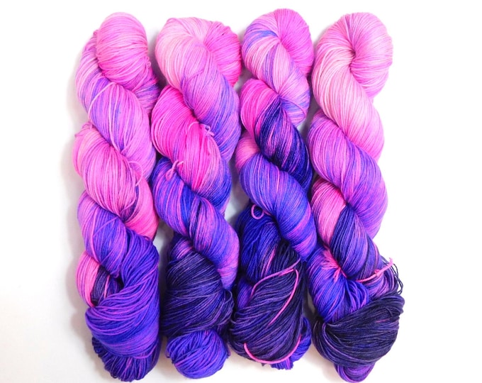 RAMMSKEINS: Oli         100g Variegated Pink Purple Sock Yarn   Fluorescent/UV Reactive