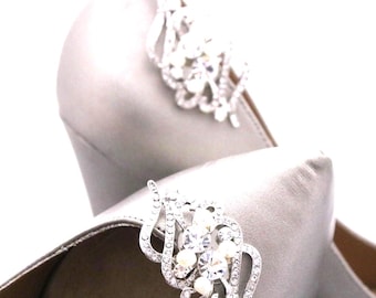 Bridal shoe clips Silver Wedding shoe accessories Pearl shoe clips Bridesmaid shoe clips Gold Crystal shoe clips Rhinestone shoe clips Boho
